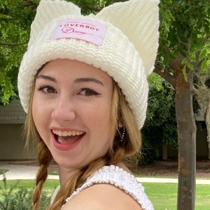 Meet your Posher, Kara